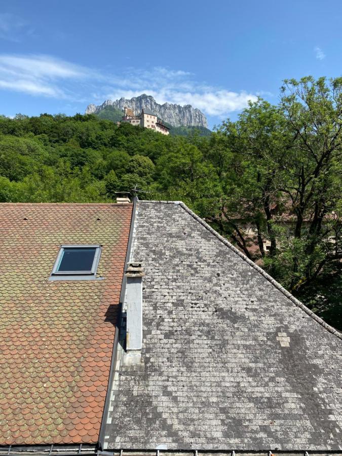 Вилла Castle View Menthon Экстерьер фото